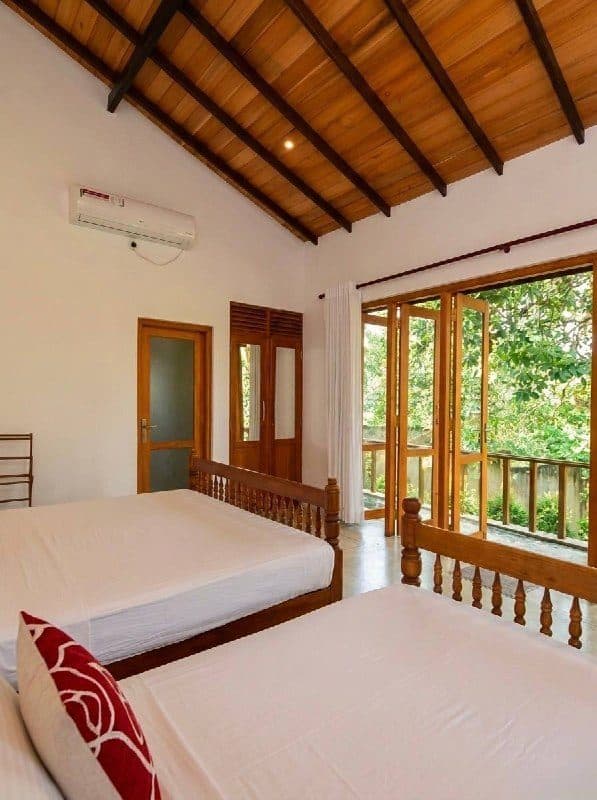 6-bedroom villa in Talpe