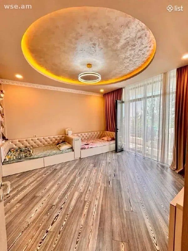 4-bedroom house in Ajapnyak