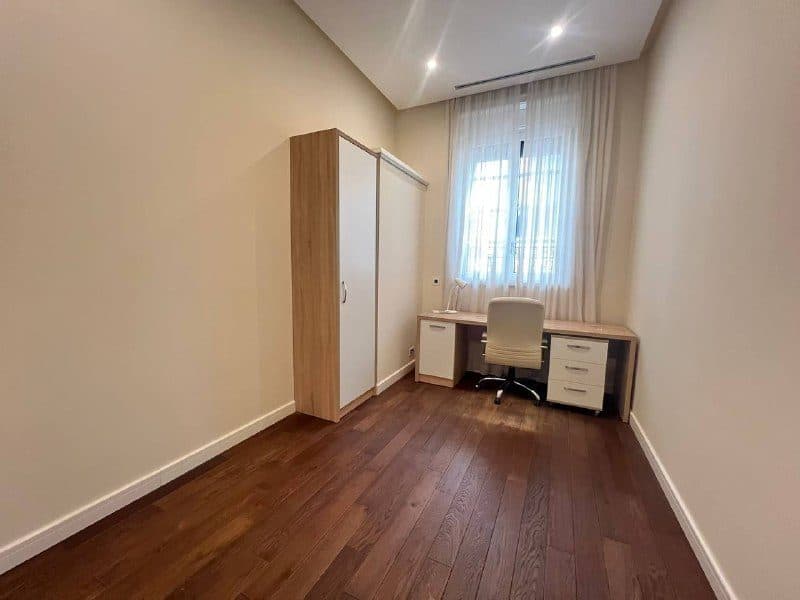 3-bedroom apartment in Savski Venac
