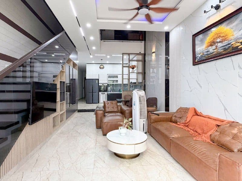 5-bedroom house in Nam Hoa Xuan