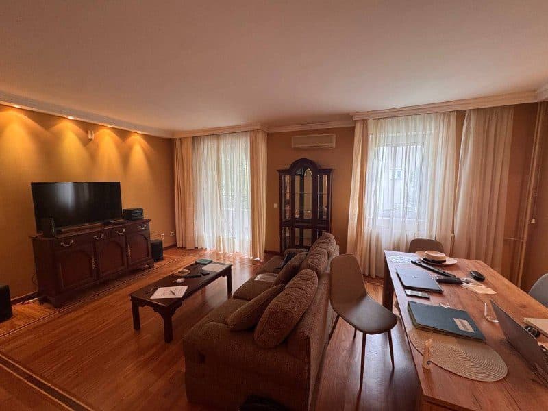 3-bedroom apartment in Belgrade