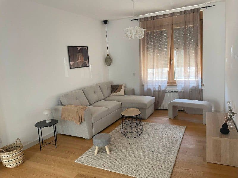 1-bedroom apartment in Sazonova